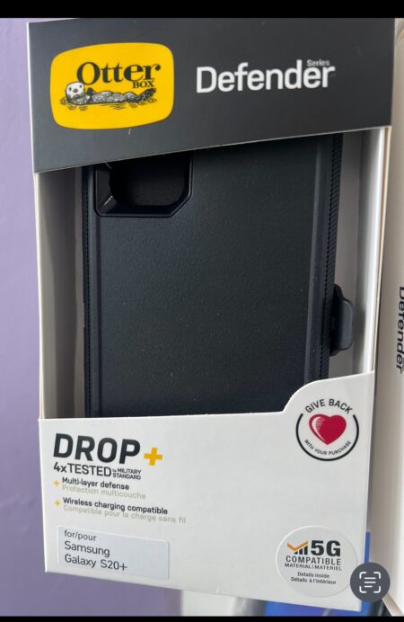 Otter box phone case s20 plus
